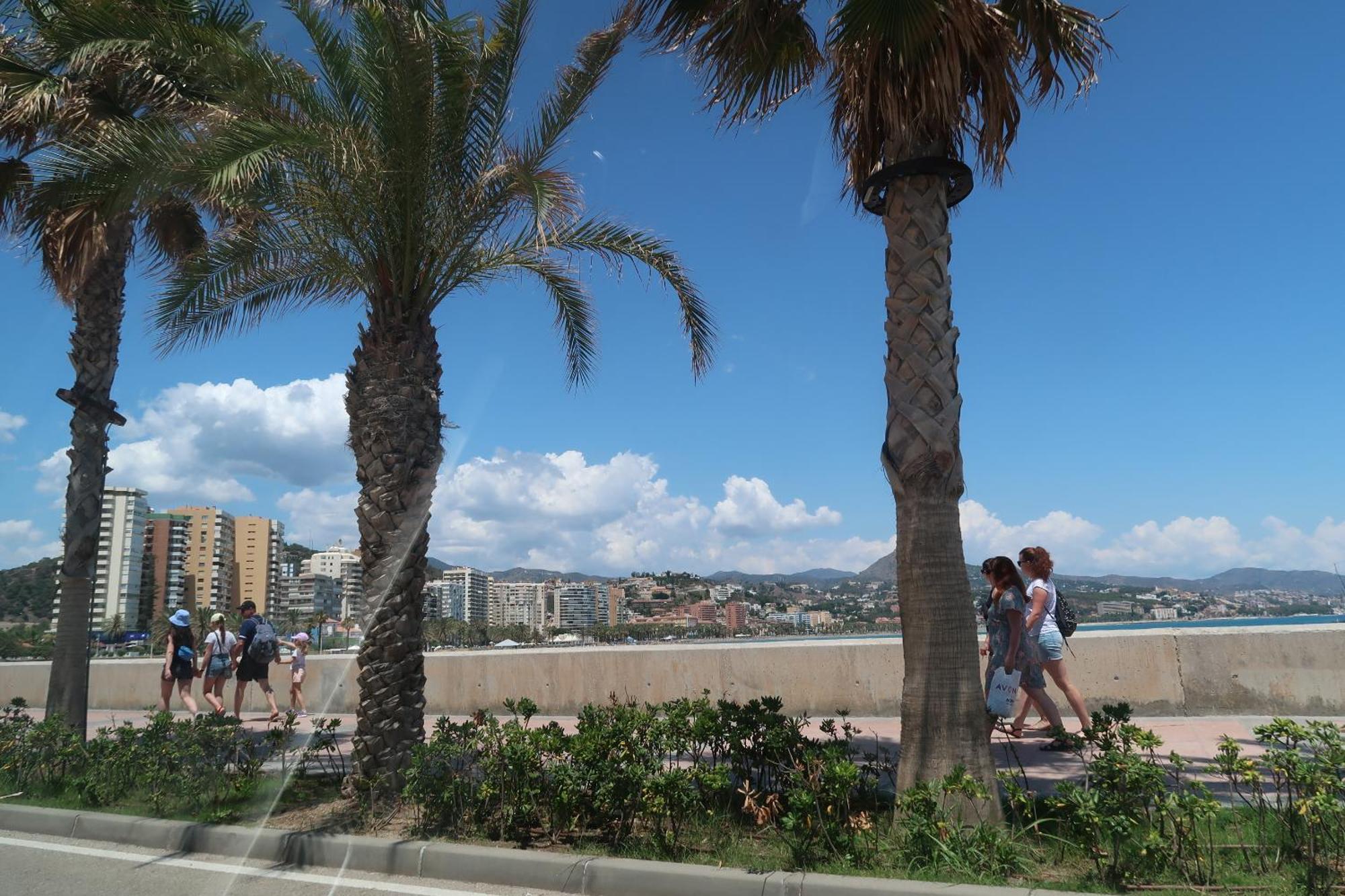 J & E Malaga Center Apartamentos Bagian luar foto