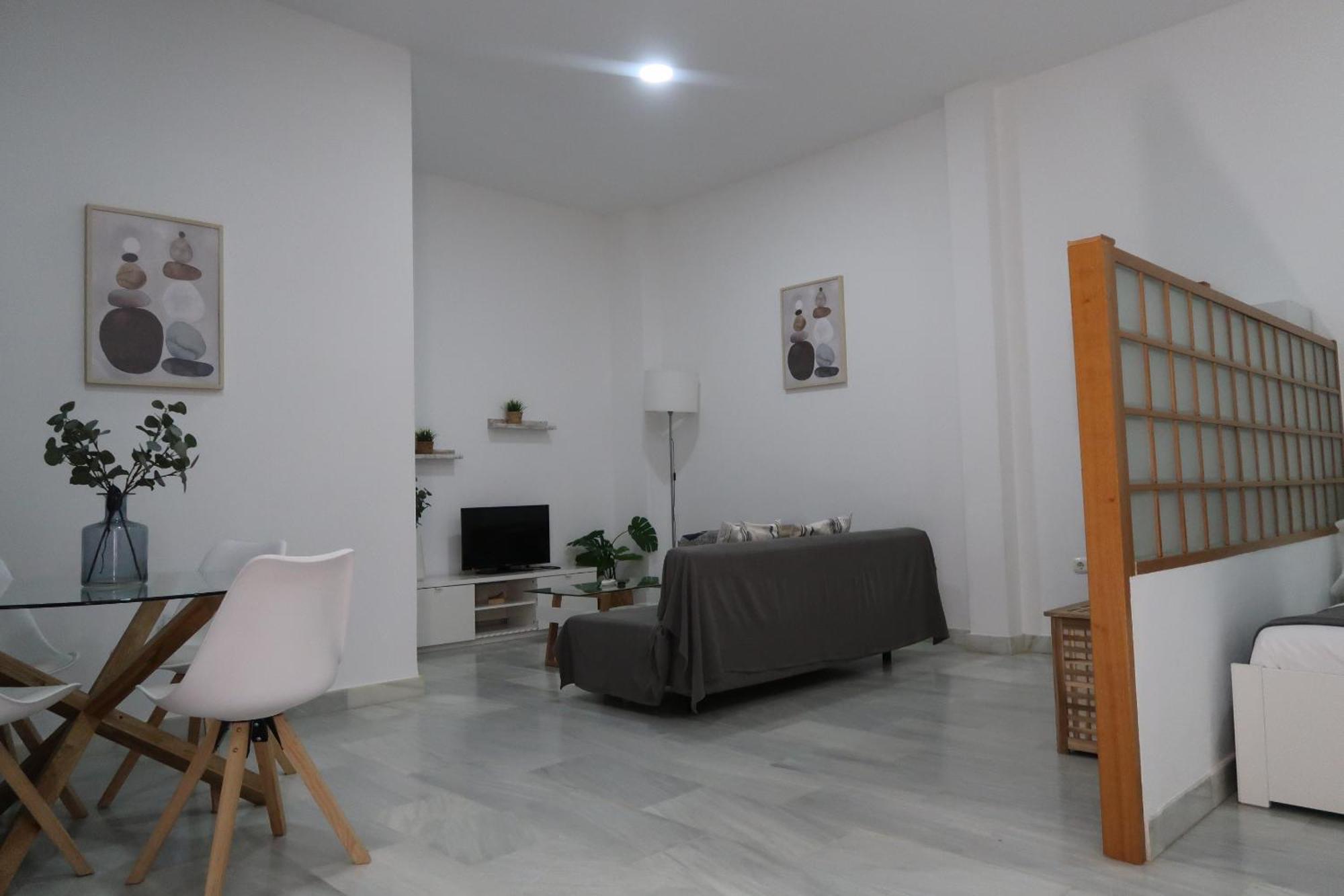 J & E Malaga Center Apartamentos Bagian luar foto