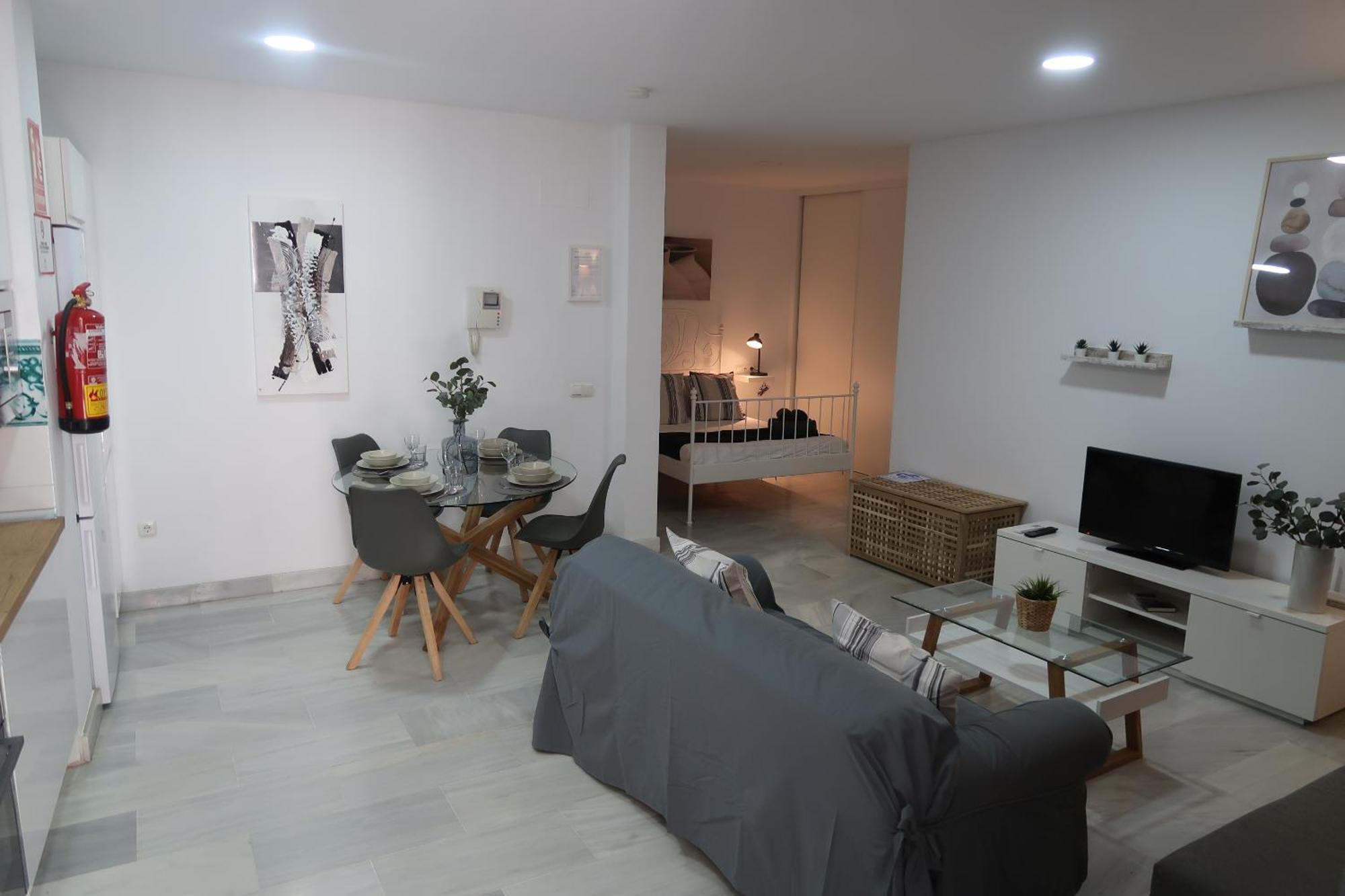 J & E Malaga Center Apartamentos Bagian luar foto
